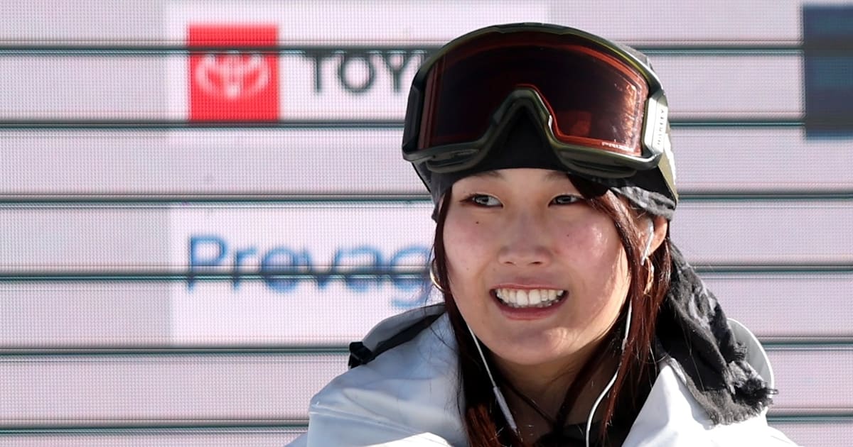 スノーボードビッグエア 村瀬心椛が女子初のバックサイド1620を決め