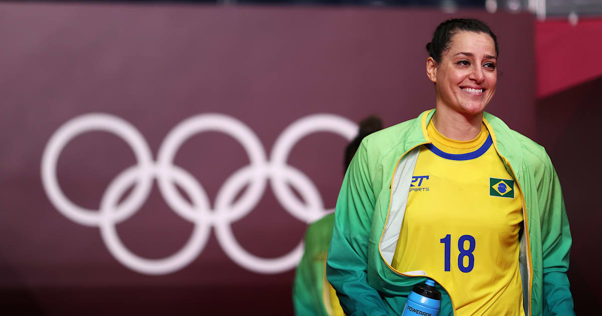 Duda Amorim é escolhida a melhor jogadora de handebol da década