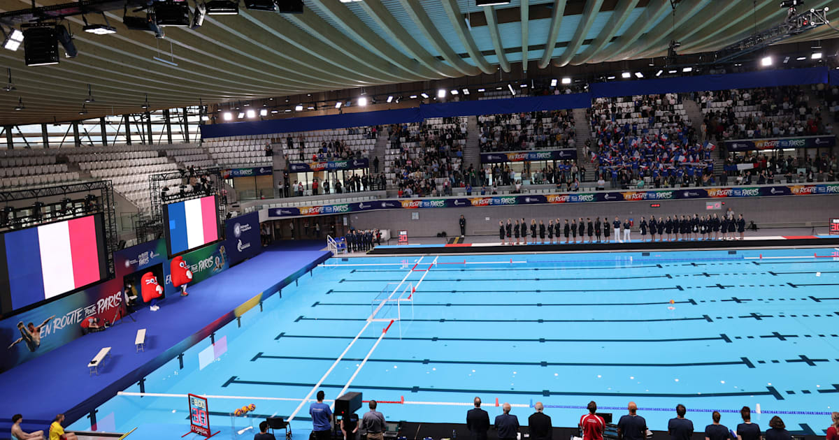 Across from the United States, the French women’s water polo team discovered the Olympic Aquatics Center, the next theater of their Olympic dream