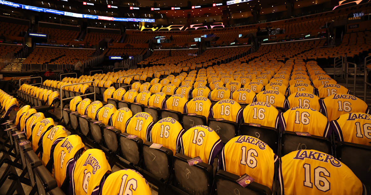 Pau gasol store lakers jersey retired