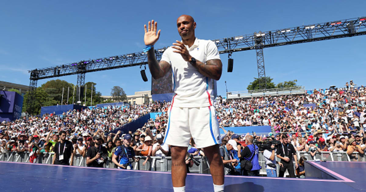 Thierry Henry quitte son poste de sélectionneur de l’équipe de France après avoir mené les jeunes à la médaille d’argent en football masculin à Paris 2024