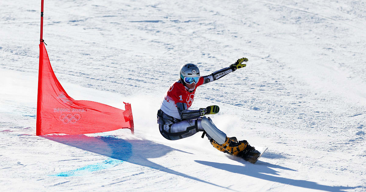 Ester Ledecka dominates World Cup snowboard alpine opener in Mylin