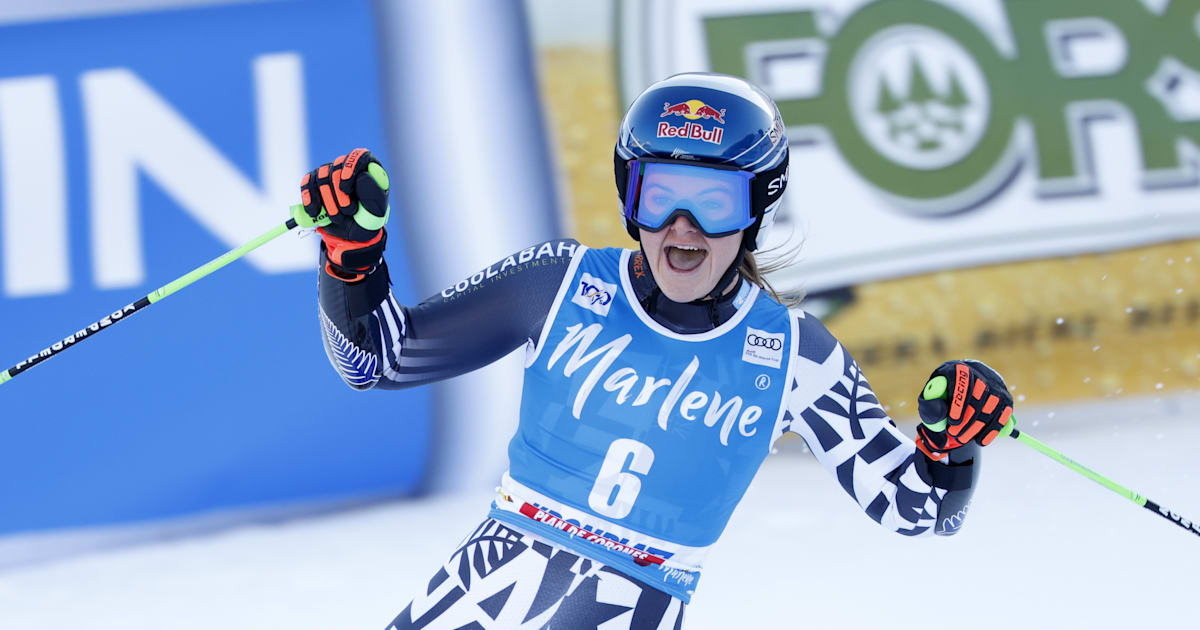 Alice Robinson Wins Kronplatz Giant Slalom, Ends Four-Year Wait