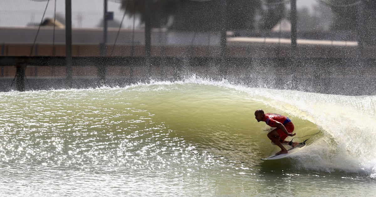 WSL Surf Ranch como funciona a piscina de ondas artificiais do Kelly