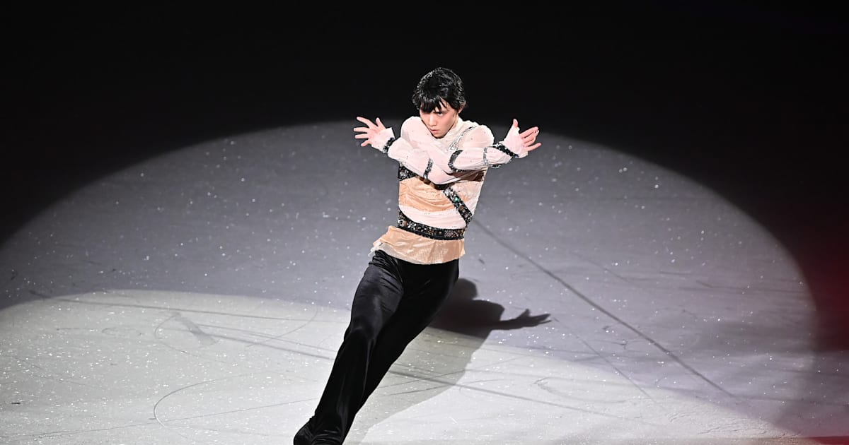 Hanyu Yuzuru photo book released to mark 29th birthday, ice show 