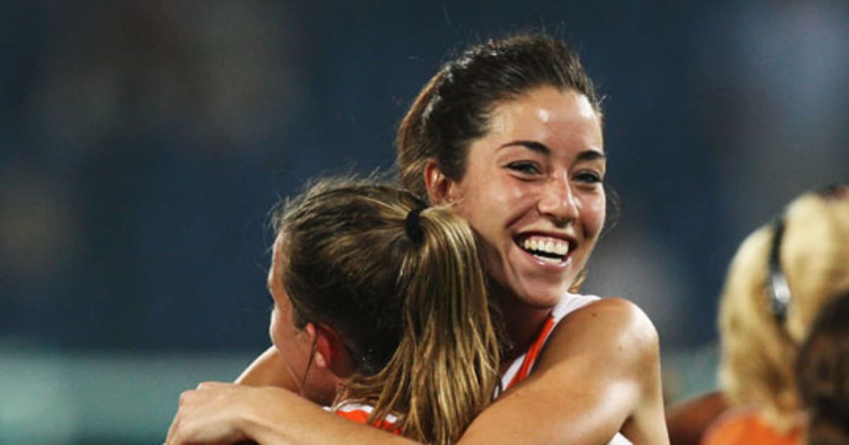 Golden Opportunity - Naomi Van As, hockey - Olympic News