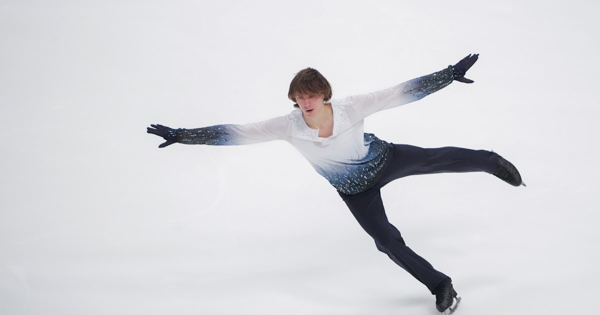 Figure skating: Daniel Martynov on being coached by his parents; Junior