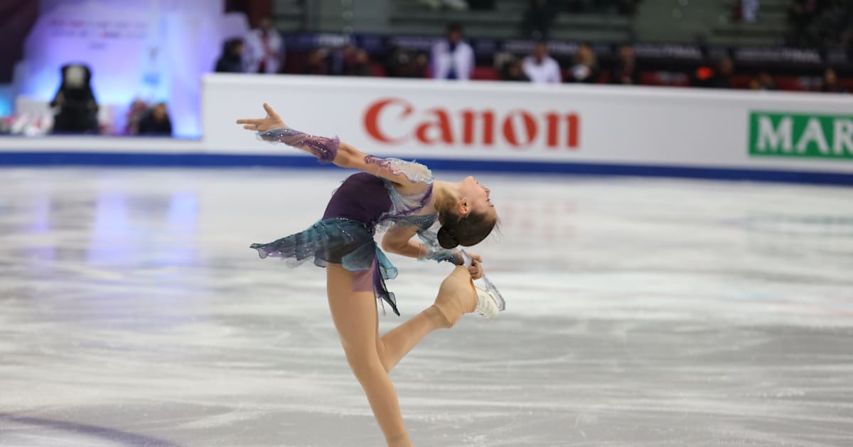 Kamila Valieva leads Russian women's short program sweep at Skate
