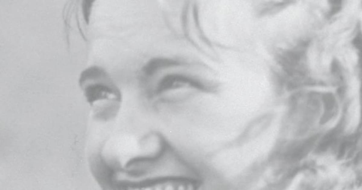 Elizabeth ROBINSON