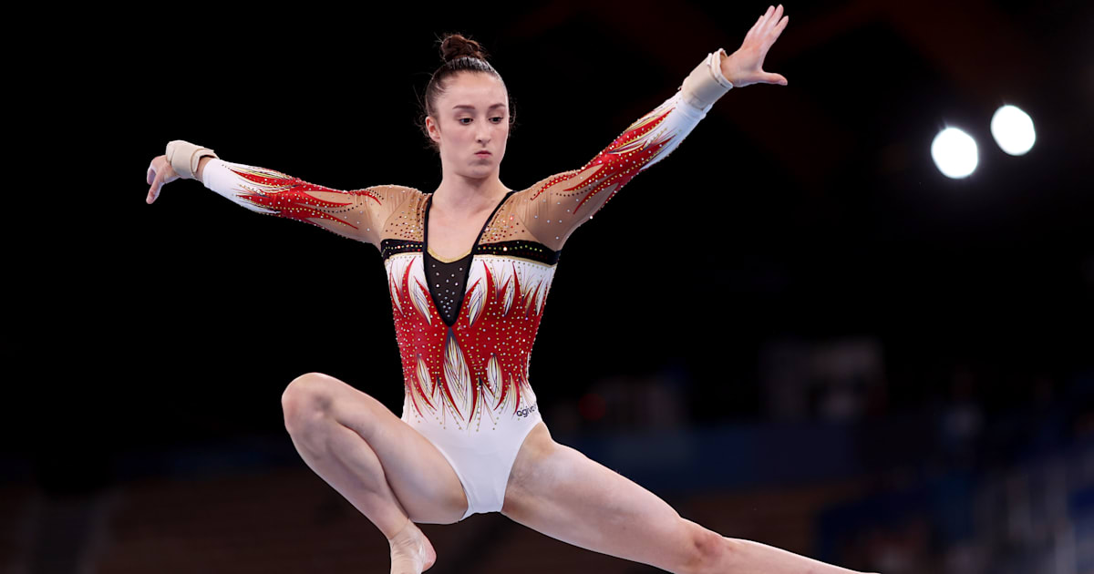 FIG Apparatus World Cup 2024 in Cairo Olympic champion Nina Derwael reignites Paris dreams with