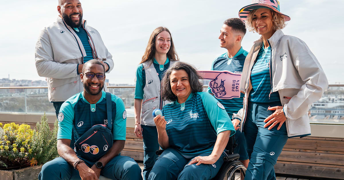 Paris 2024 discover the volunteer uniforms for the Olympic Games and