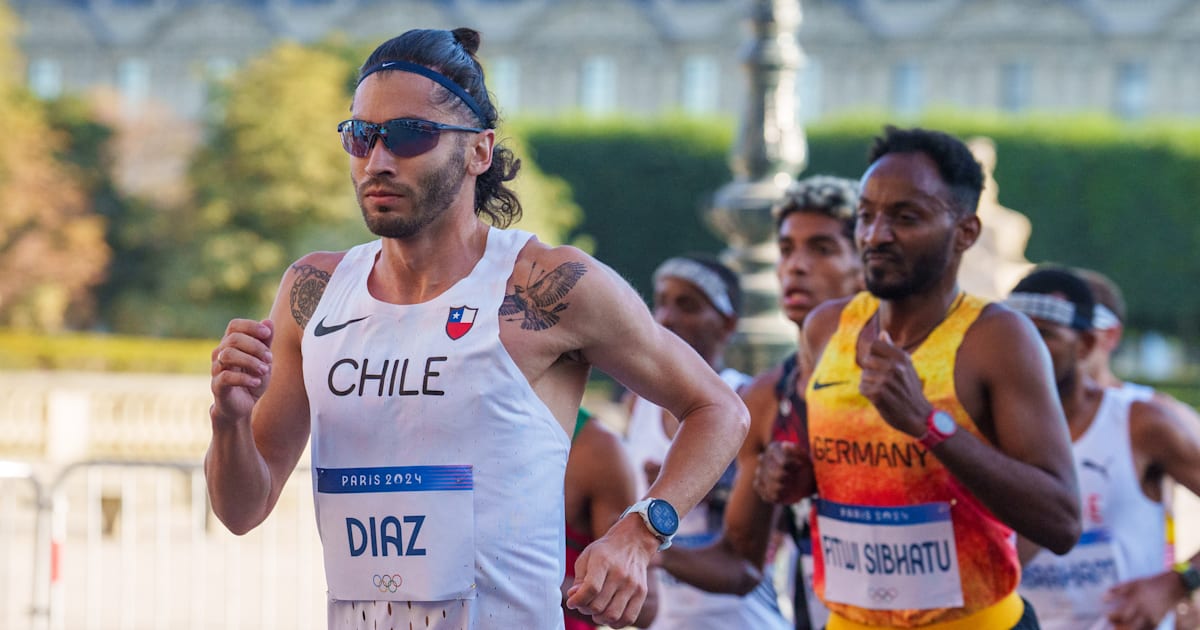 Carlos Díaz se corona campeón en el Maratón de Santiago 2025