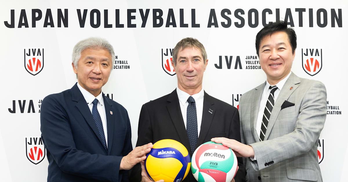 Volleyball Nomm S Lectionneur Du Japon Laurent Tillie Vise Le