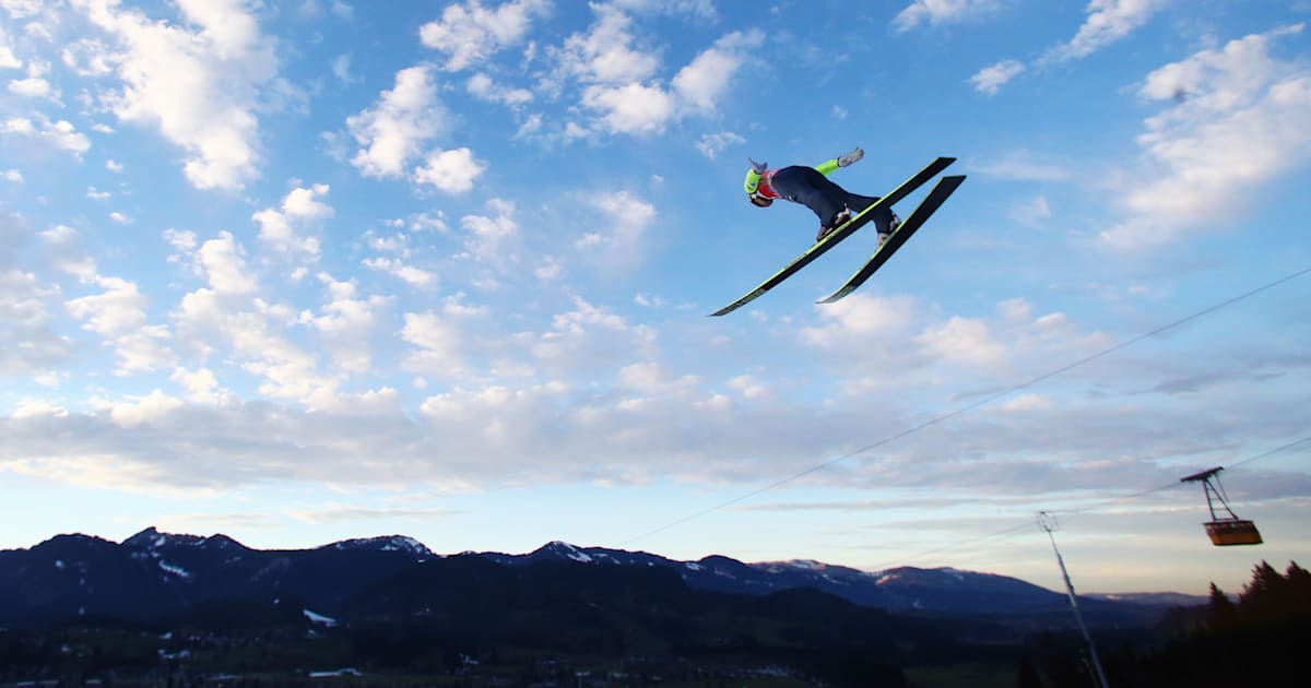 Salto con gli sci 2025 FIS Four Hills Tournament Innsbruck, Austria