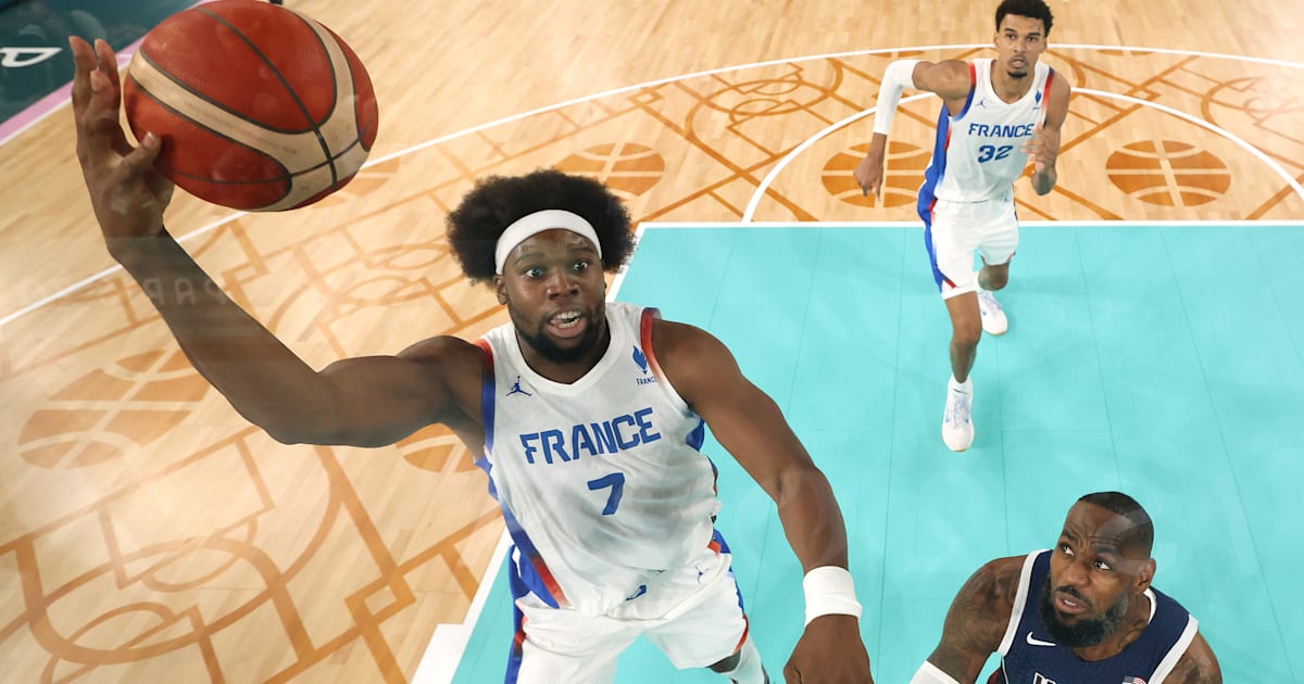 WATCH Guerschon Yabusele's viral dunk over LeBron James in Paris 2024