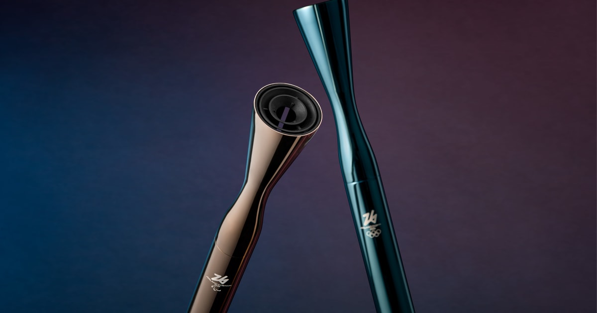 asics - 現物 2018年の平昌オリンピックピック冬季大会記念品 聖火ランナー トーチ asics - 現物 2018年の平昌オリンピックピック冬季大会記念品