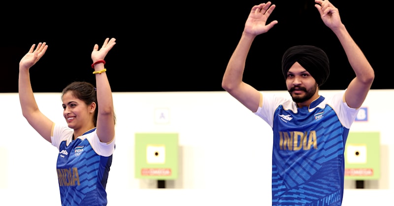 Manu Bhaker-Sarabjot Singh win bronze medal in 10m air pistol mixed ...