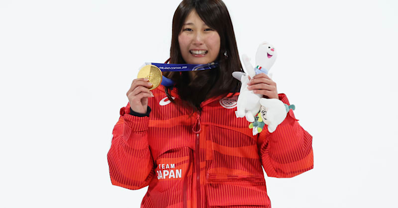 ミラノ・オリンピック スノーボード女子 村瀬心椛 サイン 色紙 ミラノ・オリンピック スノーボード女子 村瀬心椛 サイン 色紙