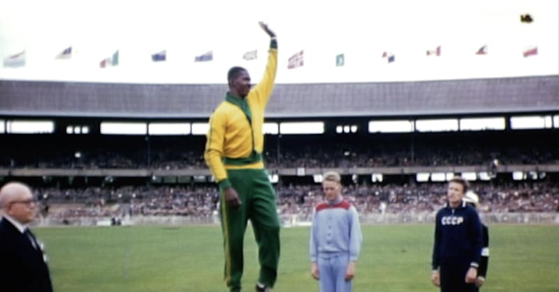 ダ・シウバがメルボルン1956で陸上競技金メダルを獲得