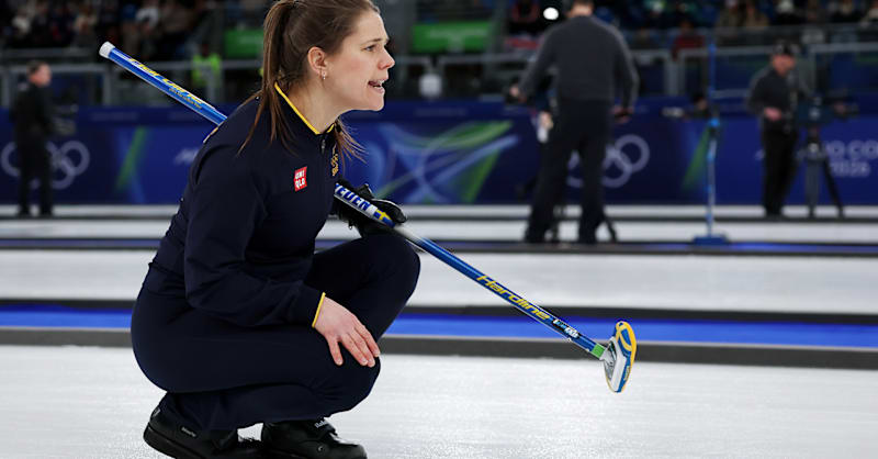 U.S. falls to Sweden in women's curling round robin 6-4