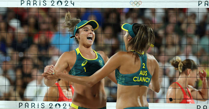 Australian pair of Mariafe/Clancy win through to the beach volleyball ...