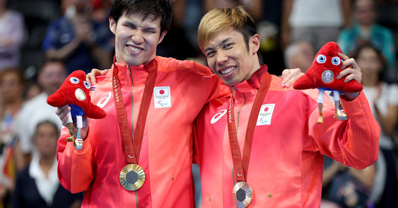 栄光の日本柔道メダリストたち、夢がチカラ、腕時計　３点 栄光の日本柔道メダリストたち、夢がチカラ、腕時計3点