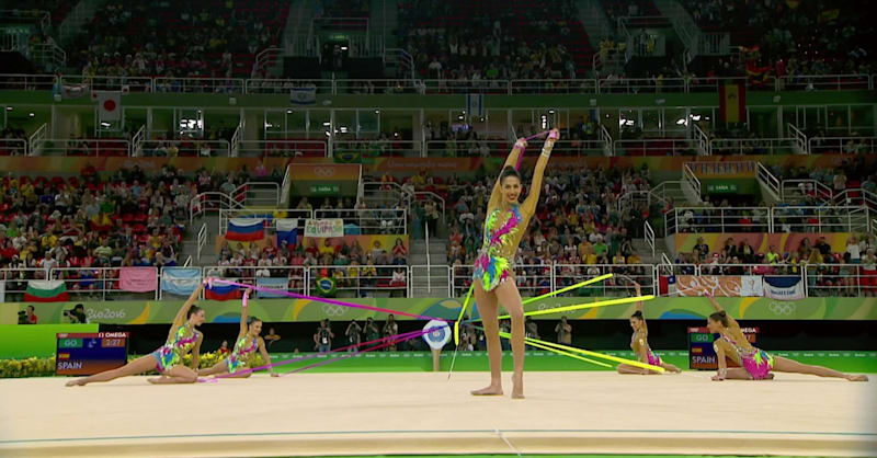 新体操団体決勝でロシアが金を獲得