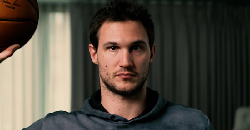 NBA スターのダニーロ・ガリナーリ: 怪我を乗り越え強くなれた