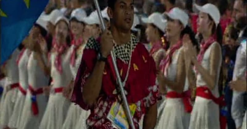 開会式で行進するツバル選手団 北京2008 ハイライト