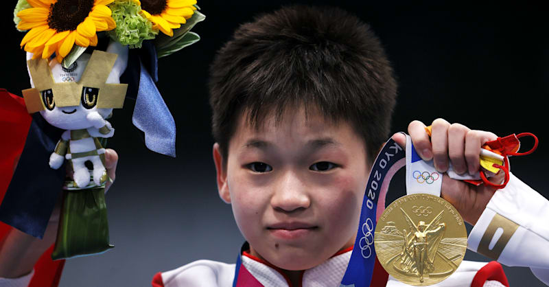 Китаянка в 14 лет стала олимпийской чемпионкой по прыжкам в воду