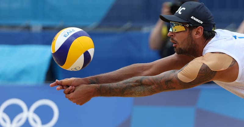 How to watch men's beach volleyball medal matches at Tokyo