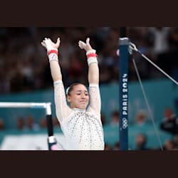 体操競技スニサ・リー：東京2020オリンピックでの金メダルから1年