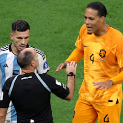 サッカー】カタールW杯準決勝：フランスが連覇に王手モロッコに2‐0