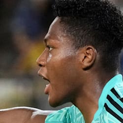 LFC PRE-SEASON JPN NUMBERING TSH 3 遠藤 航 日本代表MF遠藤航がリバプールに移籍…背番号は「3」